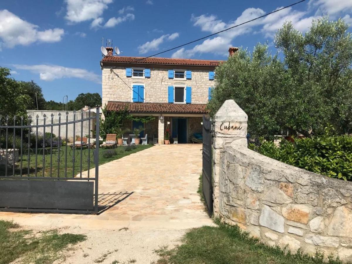 Farmhouse Cubani Bale Exterior photo